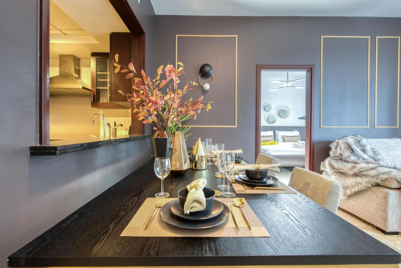 Maison Privee - Radiant Urban Retreat With Iconic Burj Khalifa Vws ドバイ エクステリア 写真