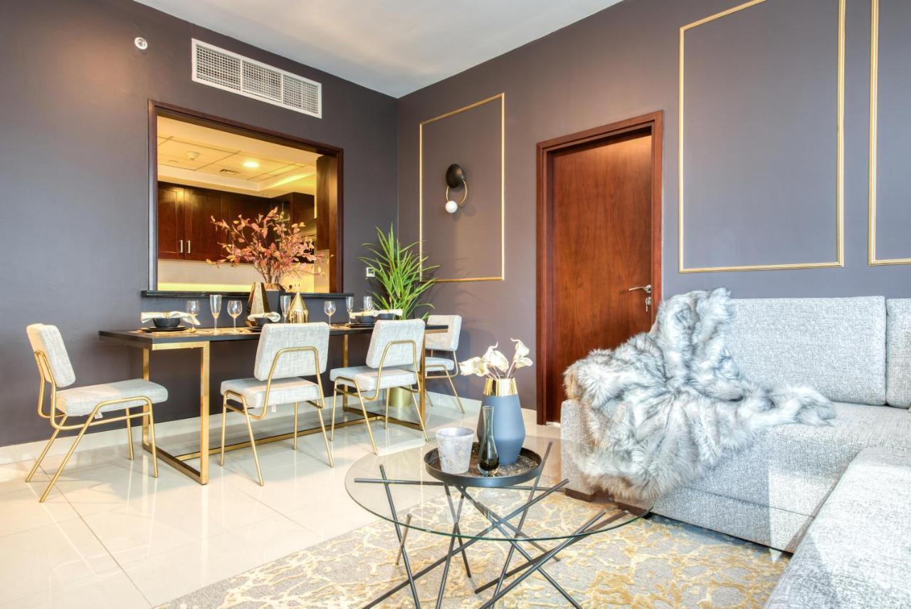 Maison Privee - Radiant Urban Retreat With Iconic Burj Khalifa Vws ドバイ エクステリア 写真