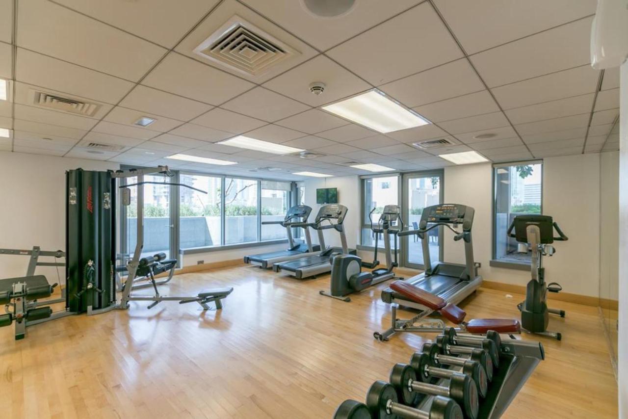 Maison Privee - Radiant Urban Retreat With Iconic Burj Khalifa Vws ドバイ エクステリア 写真
